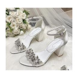 Wedding Shoes Crystals Women White Chuncky Heel Open Toe Simple Elegant Satin Summer Sandals For Ladies Bridal Cl0268 Drop Delivery Dh5Yt