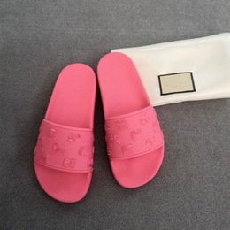 2023 womens fashion luxe sports rubber slide sandals flats slippers with cut out logo embossed dust bags 085