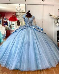 2024 Небесно-голубое бальное платье в форме сердца с 3D цветами Платья Quinceanera Выпускные платья из бисера Принцесса Sweet 16 Театрализованное платье 322 322