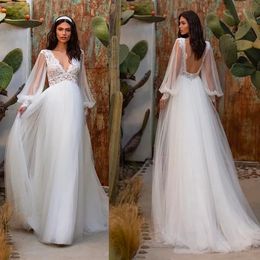 Wedding Dresses New Ivory Bridal Gowns A Line V-Neck Long Sleeve Backless Floor-Length Tulle Applique White Plus Size Sexy Custom Wed Dresses Wed