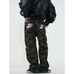 Men's Jeans Camouflage overalls men's and women's Americanstyle large pocket casual pants high street wideleg straight hiphop pants trend Z0301