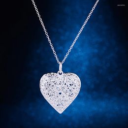 Pendant Necklaces 18 Inches Silver Necklace Fashion Jewellery Shiny Heart-shaped Hollow Elegant For Women