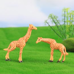 Giraffe Miniature Micro landscape Ornaments DIY Succulent Decorative Animal Series Ornaments Creative Bonsai Plastic Ornaments 1223042