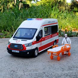 Diecast Model 1 34 FORD Transit Alloy Ambulance Vehicles Car Model Diecast Metal Toy Broadcast Car Model Simulation Sound and Light Kids Gifts 230308