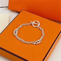 Klassiker Schwein Nasenarmband Armband Damen Titanium Stahl Silber Brief Männer Designer Luxus Geschenk Geburtstag Hochzeitsfeier Schmuck nicht verblassen