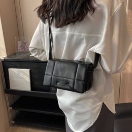 Thread Green Small Flap Bags for Women 2023 Spring Designer New In Fashion Trend Leather Crossbody Bag Female Solid Handbags