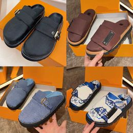 Men Womens Easy Slides Cosy Comfort Mules Luxury Leather Flat Slippers Platform Sandals Fashion Summer Flowers Shoes Size 35-45 With Box NO436