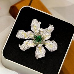 Brooches FXLRY Fashion Vintage Stereoscopic Flower Large For Women Shiny Zircon Brooch Pin Winter Coat Jewelry Gift