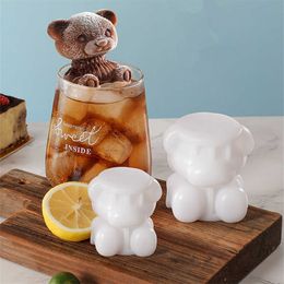 Ice Cream Tools 3D Silicone Mould Ice Cube Maker Little Teddy Bear Shape Chocolate Mould Tray Ice Cream DIY Whiskey Wine Cocktail Silicone Mould Z0308