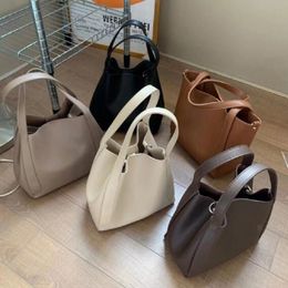 2023 classic handbag Leather design shoulder crossbody package luxury brand designer bags shopping tote M58913 djnbfzsdvgbsdjkfgsad