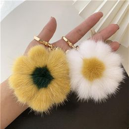100% Real Genuine Fur Flower Daisy Pompom Bag Charm Keychain Pendant Car Phone Keyring Gift313A