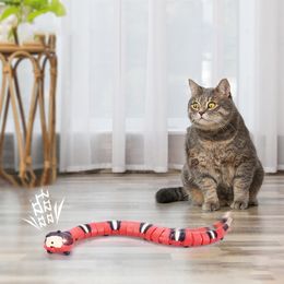 Cat Toys Automatic Sensing Snake Electric Interactive for s USB Charging Funny Kitten Toy Accessories Pet Supplies 230309