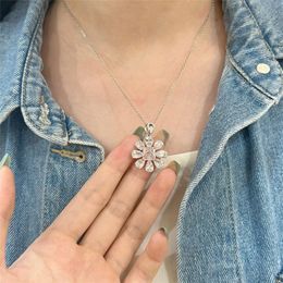 Fashion Luxurious 925 sterling Silver Flower Pendant Necklace Designer Jewelry Woman White 8A Zirconia Pink Diamond Choker Chain Necklaces for Friends Gift Box