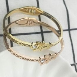 Bangle Lron Tower European And American Classic Brands Luxury For WomEn Steel Colour Gold