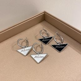 Hoop Earrings VSnow Hiphop Triangle Enamel Letter Earring For Women Trendy Black White Metallic Circle Geometric Jewellery