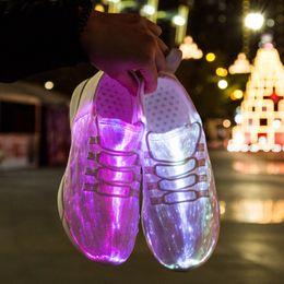 Кроссовки дяджерри волоконно -оптическая обувь для детей, девочки, привели USB, заряжаемый свет.