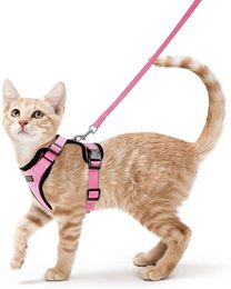 Cat Collars Leads Harness and Leash for Walking Escape Proof Soft Adjustable Vest es Easy Control Breathable Reflective 230309