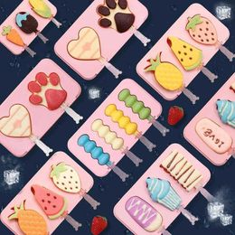 Ice Cream Tools Silicone Ice Cream Mold DIY Cartoon Animal Fruit Popsicle Mould With Lid and Stick Ice Cube Maker Kitchen Tools Accessories Z0308