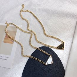 2 Farben Halskette Luxus Designer Dreieck Abgestufte Tennis Asymmetrische Anhänger Halsketten Für Frauen Kette 18 Karat vergoldet Edelstahl Schmuck