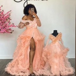 Family Matching Outfits Peach Mother And Kids Tulle Dress Off Shoulder Side Split Long Sleeves Mom Me Birthday Gowns For Po Shoot Custom Made 230310