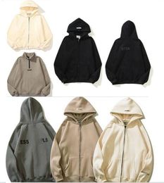 2024 ESS HOODIES ESS HOODIES ERKEKLER KADAR KÜÇÜK HOODY SURSHIRT Uzun Kollu Gevşek Tasarımcı Kapşonlu Kazak Siyah Pamuk Sokak Giyim Giyim Polar Hoodies S-XL