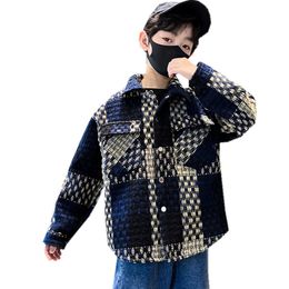 Jackets Winter Jacket for Boys Kids Coat Outerwear Plaid Printed Children's Clothes Korean Style Thick Shirt Tops Overcoat 514Years Old 230310