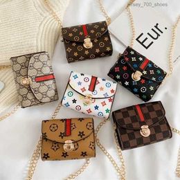 Çocuklar Toddler Kız Çantalar El Çantaları Retro Çiçek Crossbody Zincir Çanta Mini Kare Flap Messenger Omuz Sırt Çantası Prenses parti Çanta