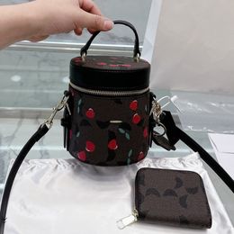 Cherry Makeup Purse Designer Women Bag Bucket Crossbody For Luxury High Quality Leather Handbags Mini Fashion Trend Pattern Shoulder Bags Purse