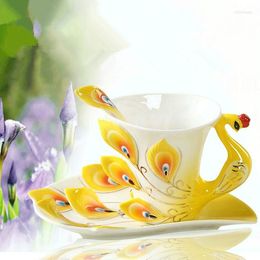 Cups Saucers 3D Peacock Enamel Coffee Mug Cup Set Ceramic Tea Milk Drinkware Creative China Bone Friend Gift