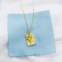 Chains 925 Sterling Silver Cactus Clavicle Chain Necklace Aesthetic High-end Golden Colour Small Pendant Light Jewellery