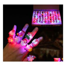 Christmas Decorations 10Pcs Glow Rings In Dark Flash Brooch Toy Led Santa Snowman Shine Toys Party Child Gift Navidad Decoration RRA