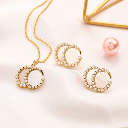 Women's Brand Necklace Earrings Set Pearl Diamond Earrings Design Pendant Necklace 18k Gold Plated Stud Necklace Couple Love Jewellery Long Chain