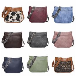 Designer Shoulder Bags Female Crossbody Bags Handbags Women Simple Waterproof Totes Fashion Portable Shopping Bag Street Storage Bag 18 Colours BC473