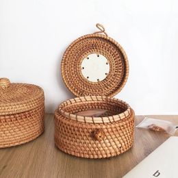 Storage Baskets Mini Handwoven Rattan Storage Box With Lid Wicker Tea Food Container Fruit Candy Basket Kitchen Jewellery Organiser 230310