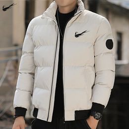 Giacche da uomo di design Piumino casual spesso caldo per esterni Nuova inserzione Cappotto di marca di abbigliamento autunno inverno 5xl