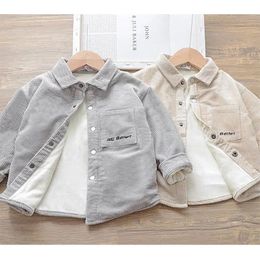 Jackets 28 Years Toddler Boys Shirt Plus Velvet Warm Winter Shirts For Kids Jacket Fashion Thick Corduroy Children's Outerwear Clothing 230310