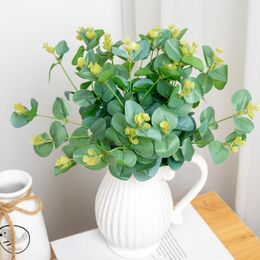 Decorative Flowers Artificial Simulation Hand Made Green Eucalyptus Fake Plant Put Bunch Branch Family Room Decoration