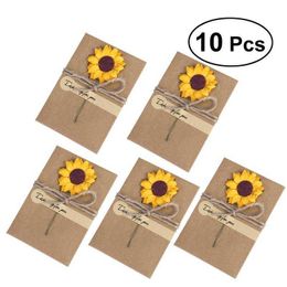 Gift Cards 10PCS Paper Greeting Cards With Dried Flower Thank You Cards Christmas Gift Cards Vintage Kraft Paper Greeting Cards greeting Z0310