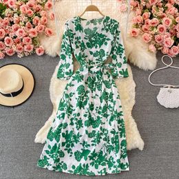 Casual Dresses Autumn Elegant Ladies Long Sleeve V-neck Broken Flower Dress Women Vintage Robe Fashion Slim Sexy A-line DressCasual