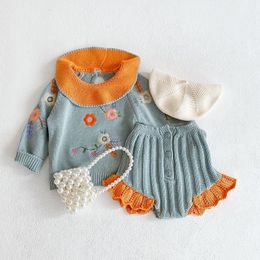 Clothing Sets Autumn Infant Baby Girls Clothes Suit Knitted Embroidered Lotus Leaf Collar TopLace Pants 2Pcs Toddler Baby Girls Sweater Sets 230310