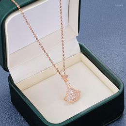 Pendant Necklaces Women's Sexy Short Clavicle Chains Necklace Shiny Crystal Skirt's Hemline Fan Shape Elegant Jewellery For Party