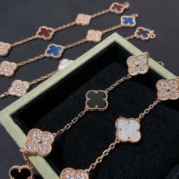 1UJ0 2023 Classic Fashion Charm Bracelets Designer Jewellery 18k Bangle Bracelet for Women Men Necklaces Chain Elegant Jewelery Gift 1{category}