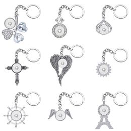 Keychains Fashion Clover Cross Wings Flower Crystal Rhinestone Snap Key Chains Fit 18mm Buttons DIY Jewellery XL0020