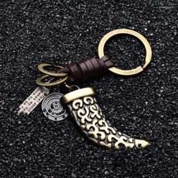 Keychains 2023 Fashion Jewelry Alloy Accessories Horns Pendant Keys Chain Vintage Handmade Weave Leather Men