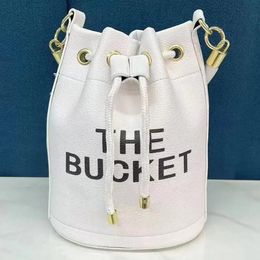 Classic the marc BUCKET bag Womens men handbag original Luxury tote Drawstring shoulder hot fashion Designer buckets M00203