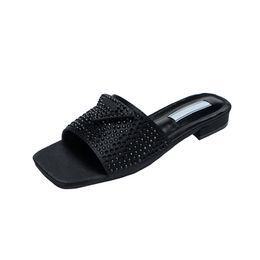 Designer Slides Donna Sandali slipon con strass di lusso Scivolo estivo Ladies Beach Tacchi grossi sexy Classico P Sandalo triangolo Pantofola con tacco basso Scarpe