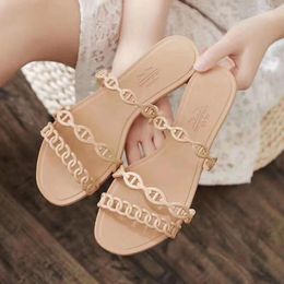 Sandals 2023 Summer Casual Style Jelly Shoes Women Flats Rivet Slippers Fashion Holiday Beach Woman Flip Flops Size 35-40