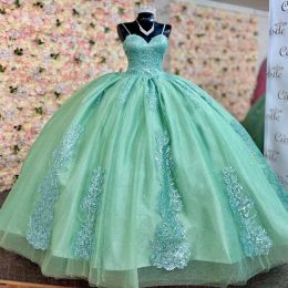 2023 Light Green Quinceanera Dresses Lace Applique Spaghetti Straps Sparkly Sequins Corset Back Sweet 16 Party Prom Ball Evening Vestidos 401 401