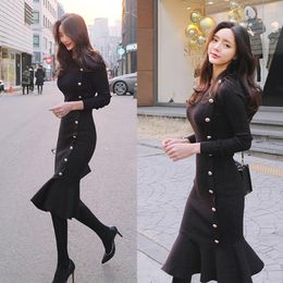 Casual Dresses Women's Autumn And Winter Korean Version High-end Round Neck Long Sleeve Button Slim Knit Fishtail Fashion Wrap Hip Dress