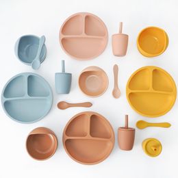 Cups Dishes Utensils Bpa Free Children's Tableware Fashionable Soft Silicone Food Plates Easy To Clean Washing Up Straw Cup Spoons Cute Gadget 230311